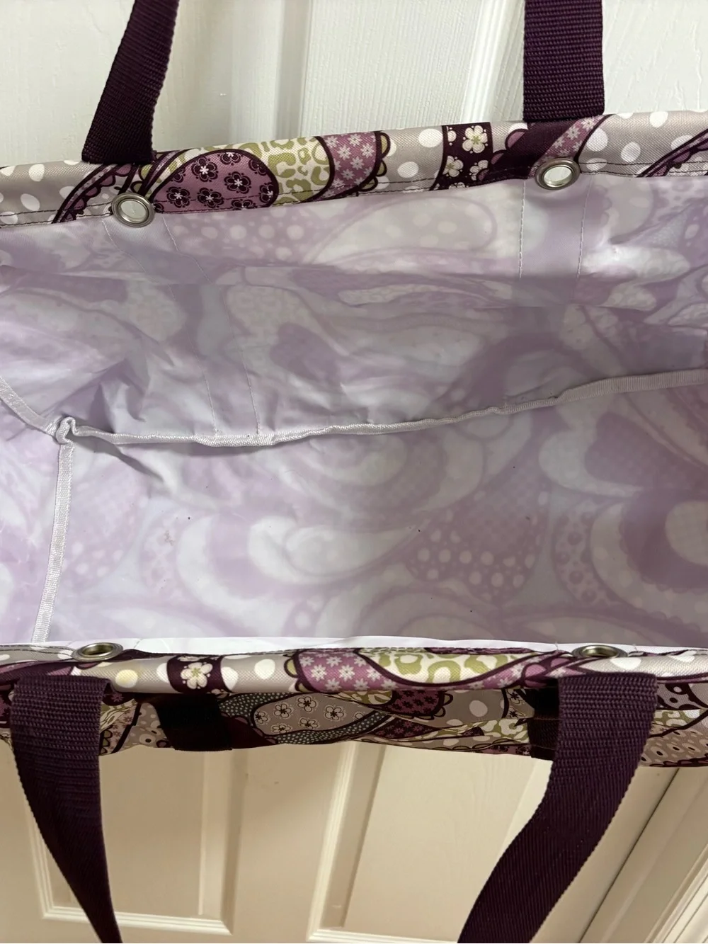 Thirty-one large utility tote in purple paisley pattern